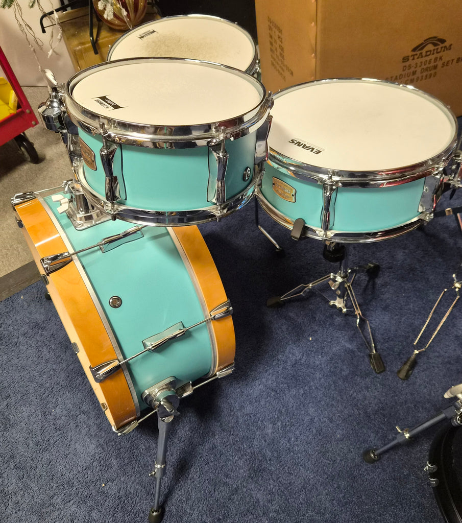 Yamaha Stage Custom 4 piece Jazz Kit