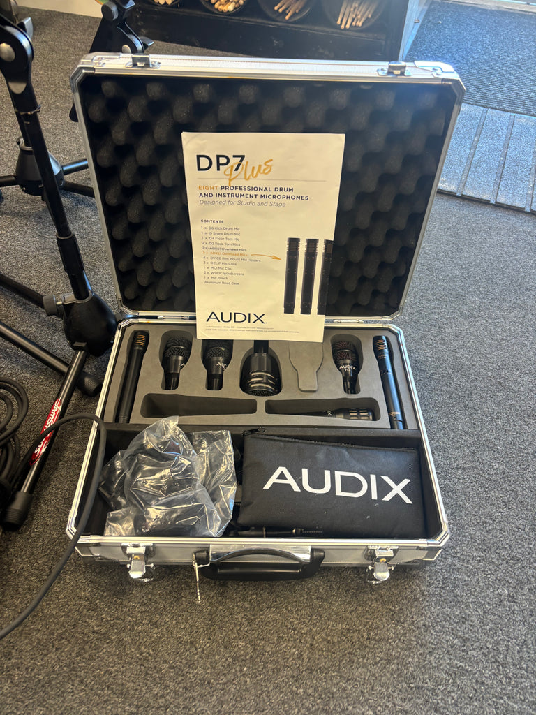 Audix 8 piece Microphone package deal/stands/cables
