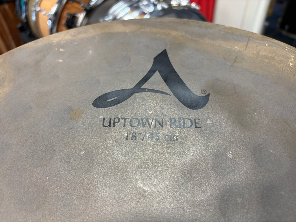 Zildjian 18 inch new 