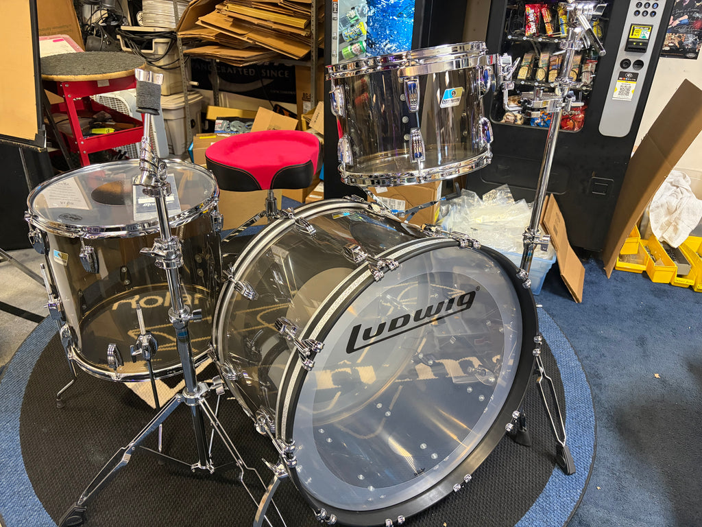 Ludwig NEW  FAB 4 drum set