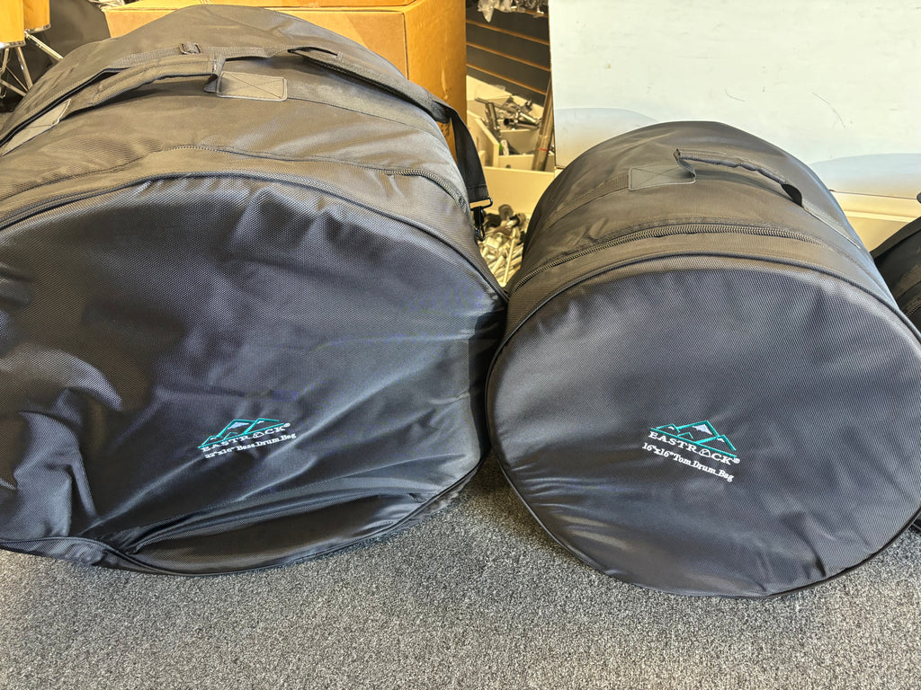 EASTROCK set of 4 bags NEW
