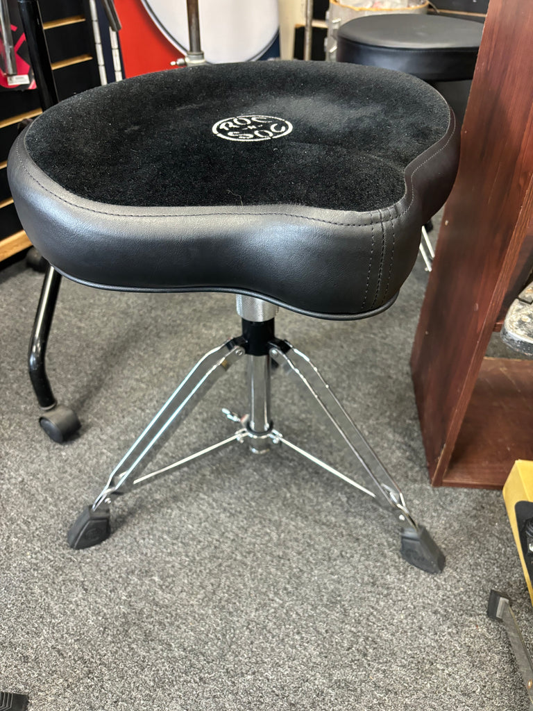 Roc-N-Soc Mac Saddle Manual Spindle Throne (Black)