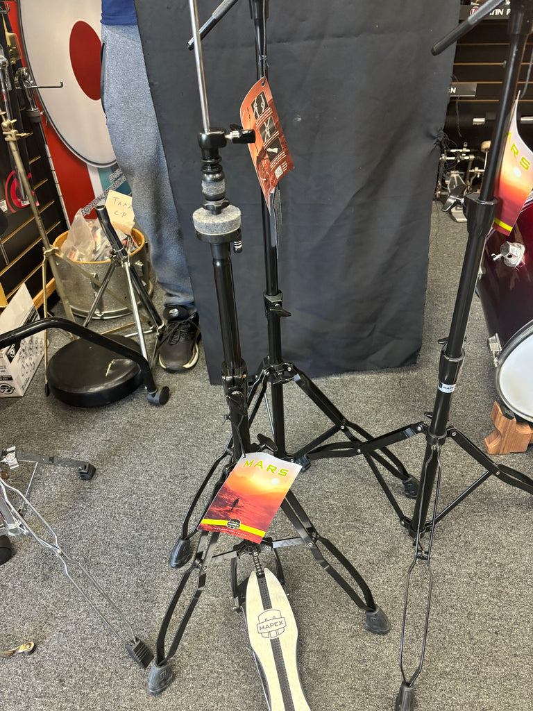 Mapex Mars Series (Black) hardware assorted
