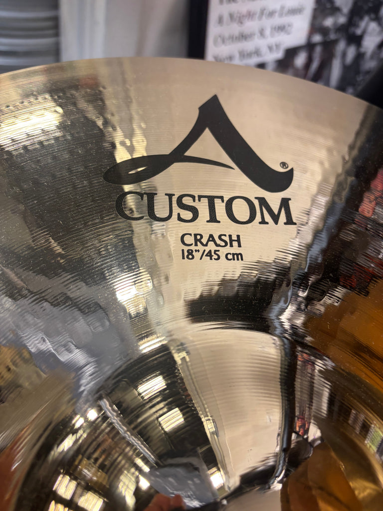 Zildjian 18 Inch A Custom Crash pre owned (excellent)