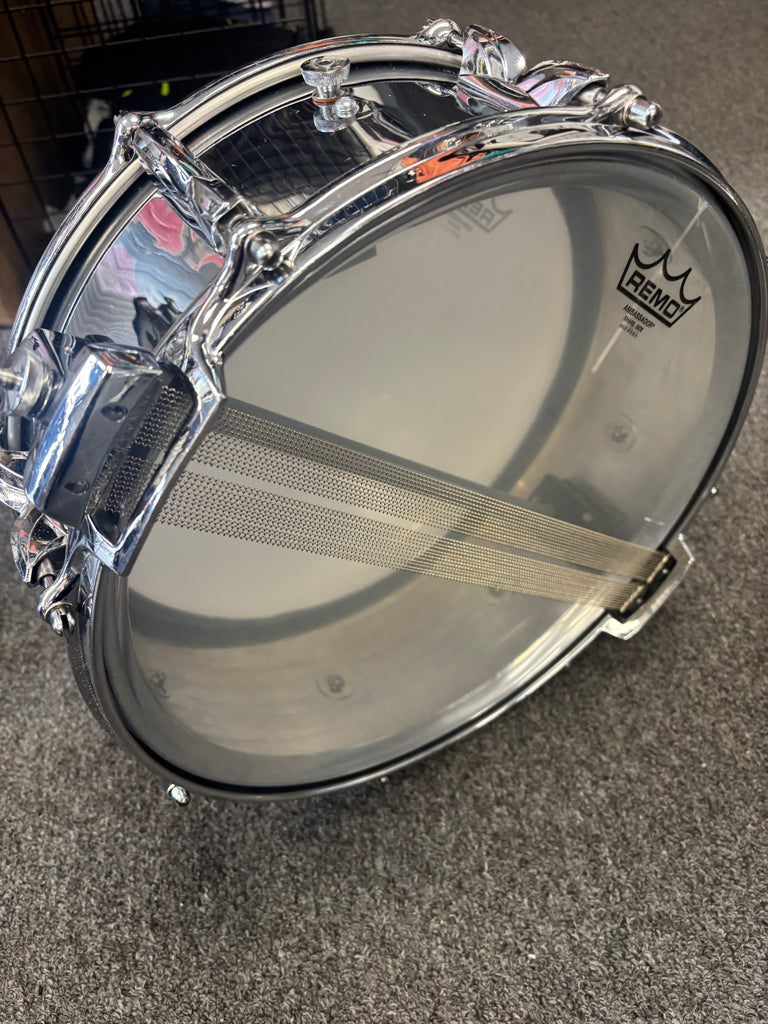 Premier Vintage model 2000 snare