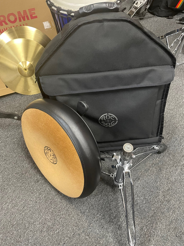 Roc N Soc Hydraulic throne/carry case