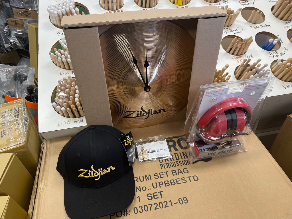 Zildjian Gift pack /clock/hat/headphones/lidc emblem
